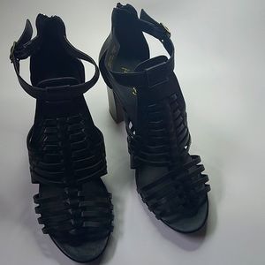 American eagle Black high heel shoes EUC, size 10